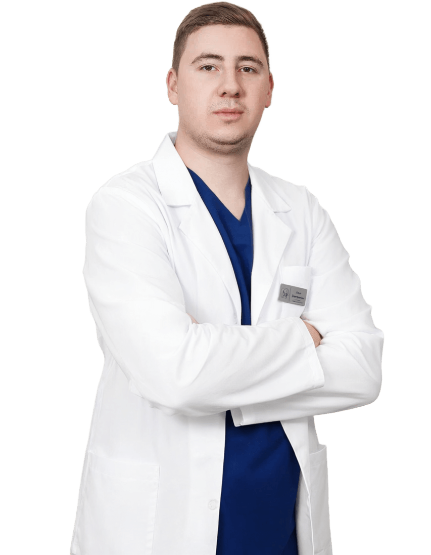 Хоботов Илья Дмитриевич, стоматолог-хирург, имплантолог